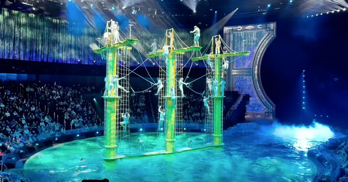 Macau Famous Dancing Water Show in City of Dreams